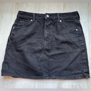 TOPSHOP | Classic Black Denim Skirt 8